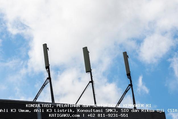 IN011 INSTALASI SINYAL DAN RAMBU-RAMBU JALAN RAYA 