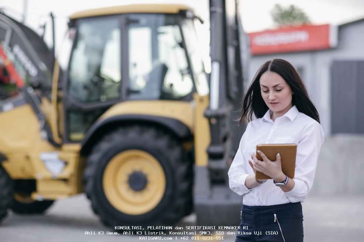 Jangan Anggap Remeh! Uji Riksa Forklift: Solusi Cerdas Cegah Kecelakaan Fatal Jangan Anggap Remeh! Uji Riksa Forklift: Solusi Cerdas Cegah Kecelakaan Fatal