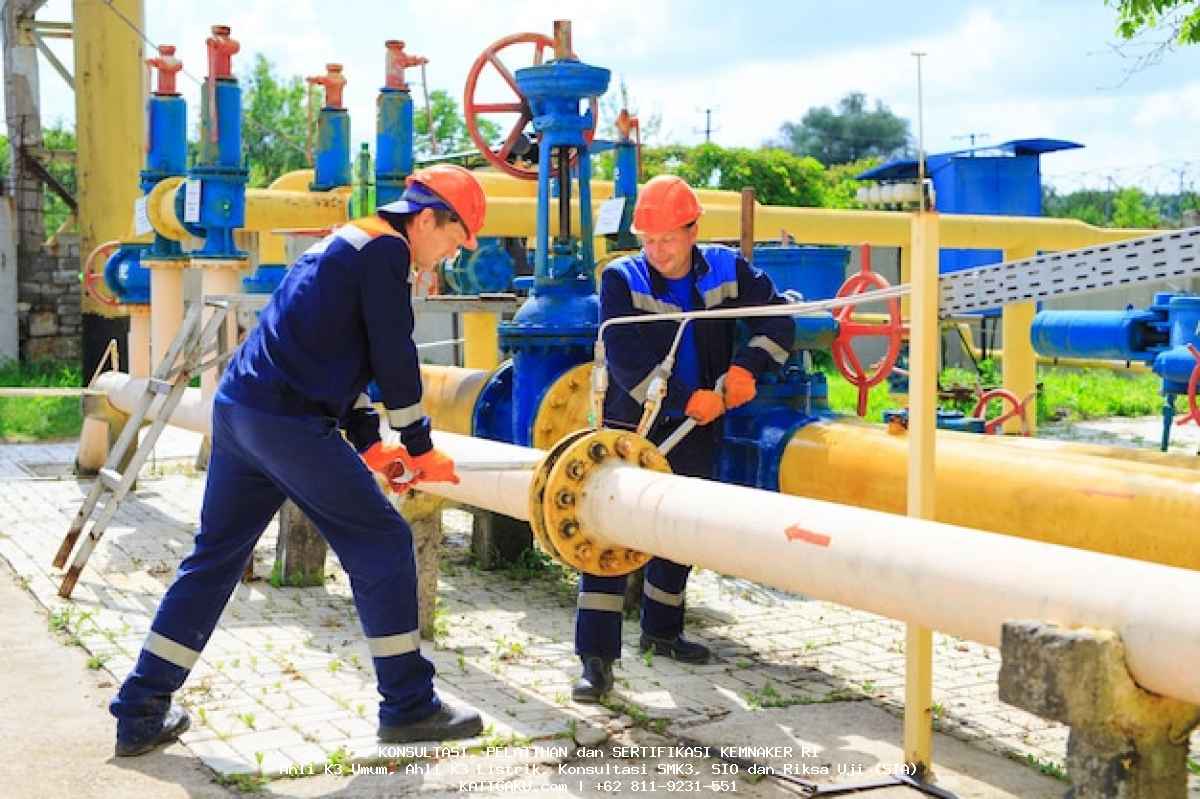 K3 di Sektor Migas: Rahasia Keselamatan & Legalitas yang Wajib Diketahui! K3 di Sektor Migas: Rahasia Keselamatan & Legalitas yang Wajib Diketahui!