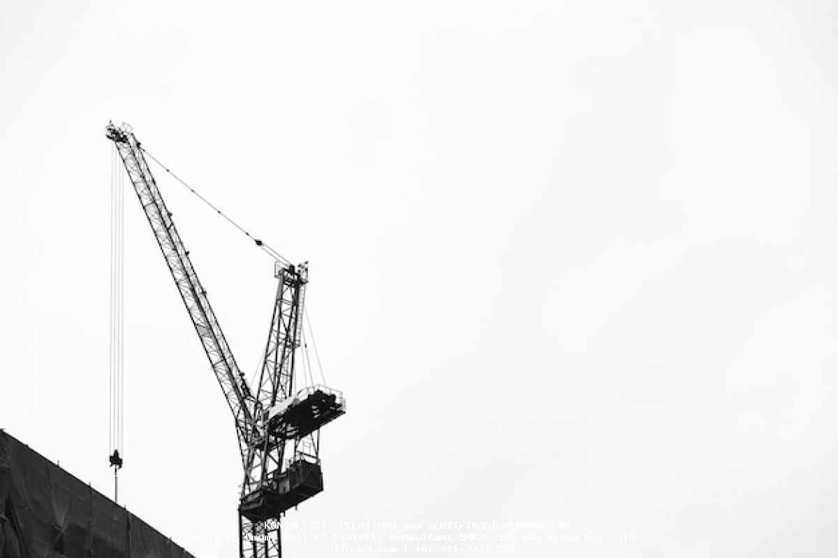 Mengapa Riksa Uji pada OverHead Crane Begitu Vital? Fakta Mengejutkan yang Wajib Anda Tahu! Mengapa Riksa Uji pada OverHead Crane Begitu Vital? Fakta Mengejutkan yang Wajib Anda Tahu!