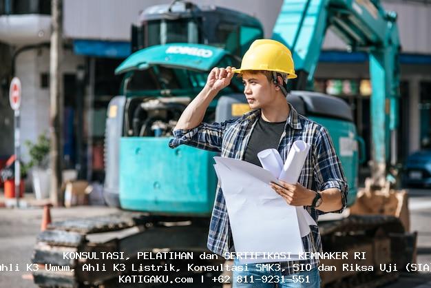 Excavator dan Pentingnya Riksa Uji & SIA