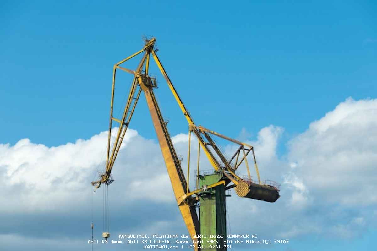 Panduan Wajib SIA Surat Izin Alat Alat Berat & Riksa Uji Kemnaker 2025 iso 45001 adalah