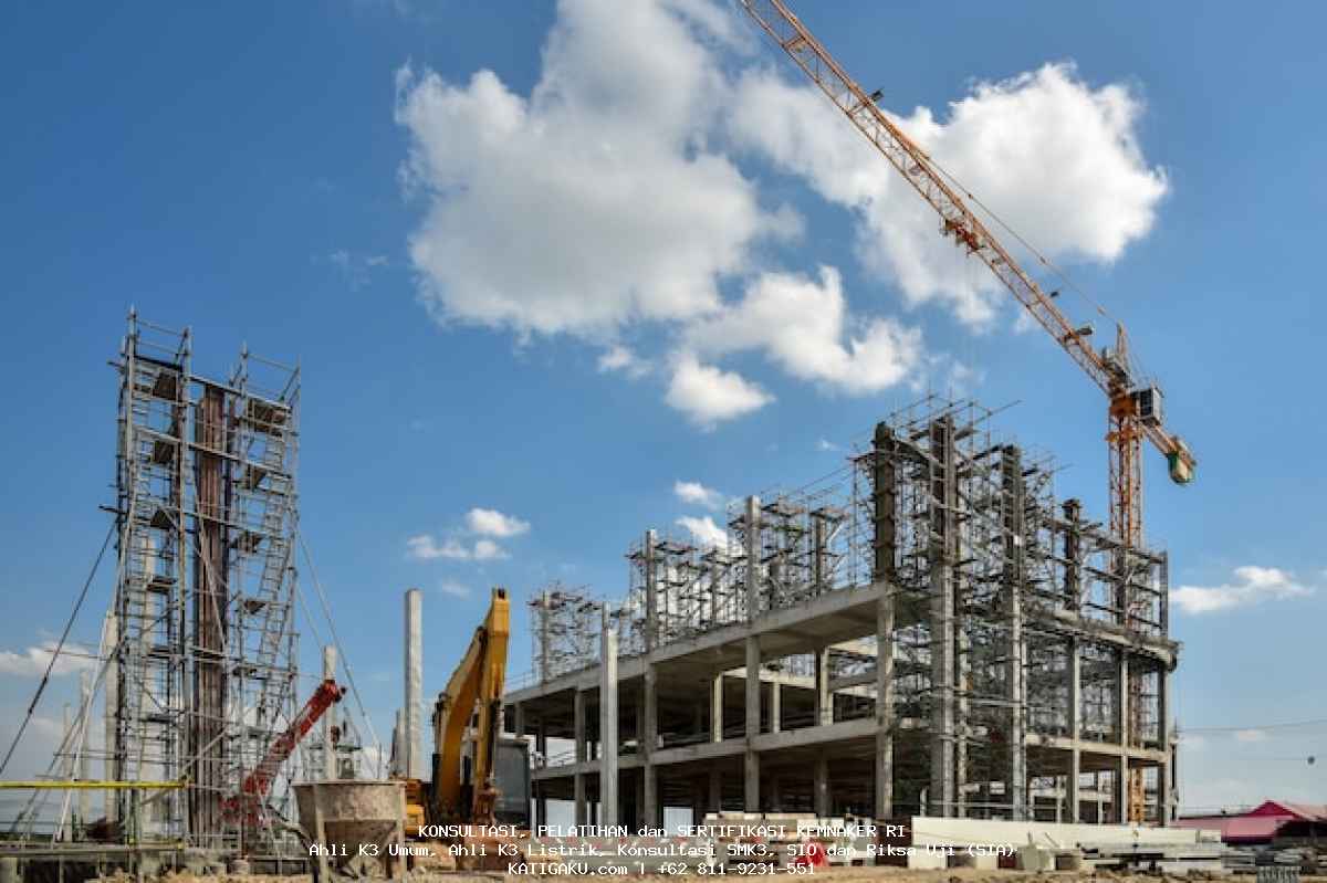 Panduan Wajib SIA (Surat Izin Alat) & Riksa Uji Pesawat Angkat Angkut Terkini 2025 sertifikat bnsp adalah