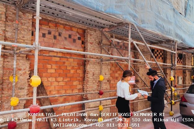 Pemasangan Perancah / Streiger: Keamanan dan Efisiensi dalam Konstruksi 