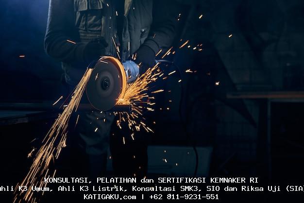 SKK Konstruksi Air Tanah dan Air Baku: Pentingnya Sertifikasi di Era Modern SKK Konstruksi Air Tanah dan Air Baku