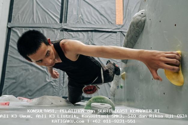 SKK Konstruksi Tukang Plester Bangunan Gedung Jenjang 1 SKK Konstruksi Tukang Plester Bangunan Gedung Jenjang 1