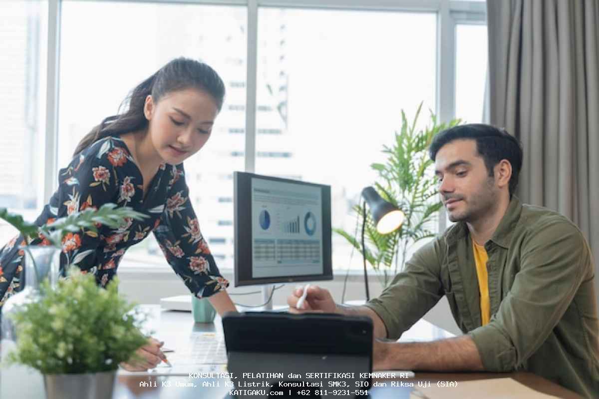Tugas Kerja Web Developers: Panduan Karir dan Keterampilan Penting untuk Sukses Tugas Kerja Web Developers, Pekerjaan Pengembang Web, Skill Developer Website, Tips Karir Web