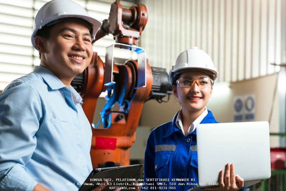 Uji Riksa Adalah Proses Vital Keselamatan Alat Berat & Forklift yang Wajib Anda Tahu Proses Vital Keselamatan Alat Berat & Forklift yang Wajib Anda Tahu
